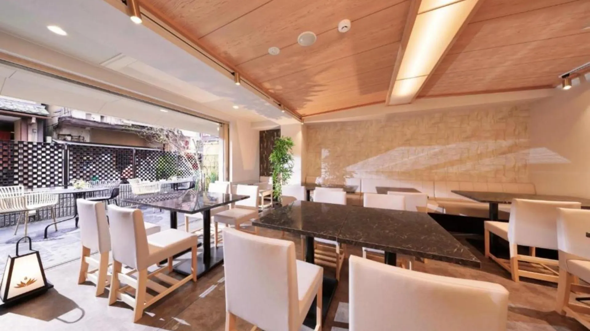 Gion Crystal Hotel - Vacation Stay 21919V Kyoto